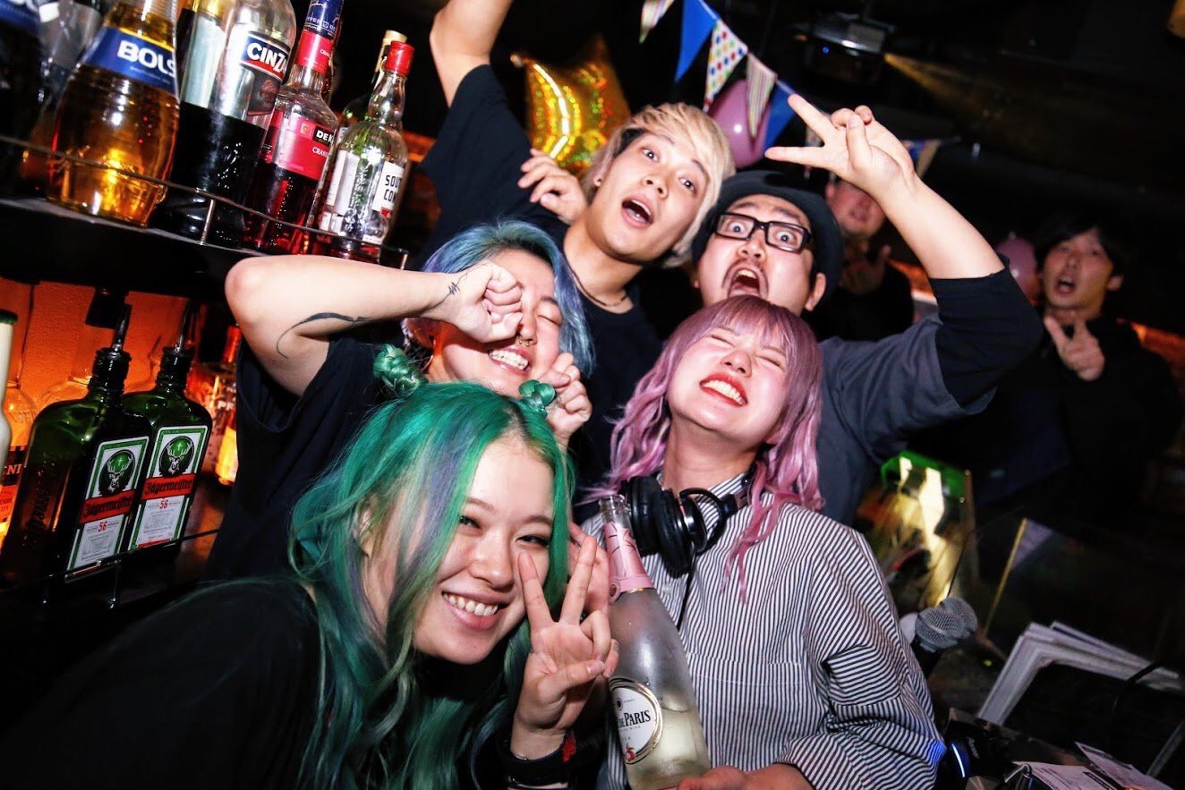 https://bar-rockaholic.jp/shibuya/blog/4866A9E5-0E56-4B55-92EE-4AFC81A212FF.jpeg