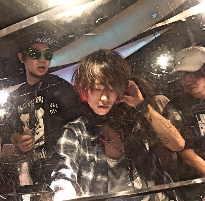 https://bar-rockaholic.jp/shibuya/blog/DYqU8c7VAAAPELy.jpg
