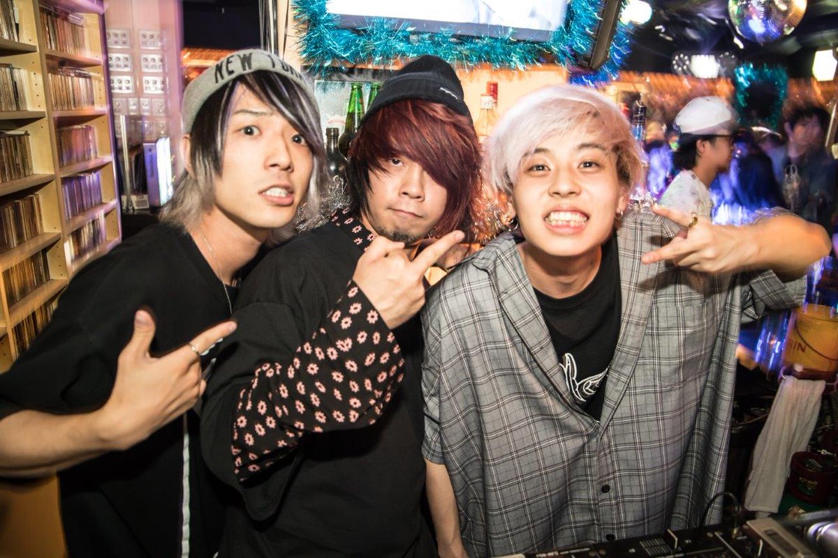 https://bar-rockaholic.jp/shibuya/blog/DeQ8r6KVAAAL3-X.jpg