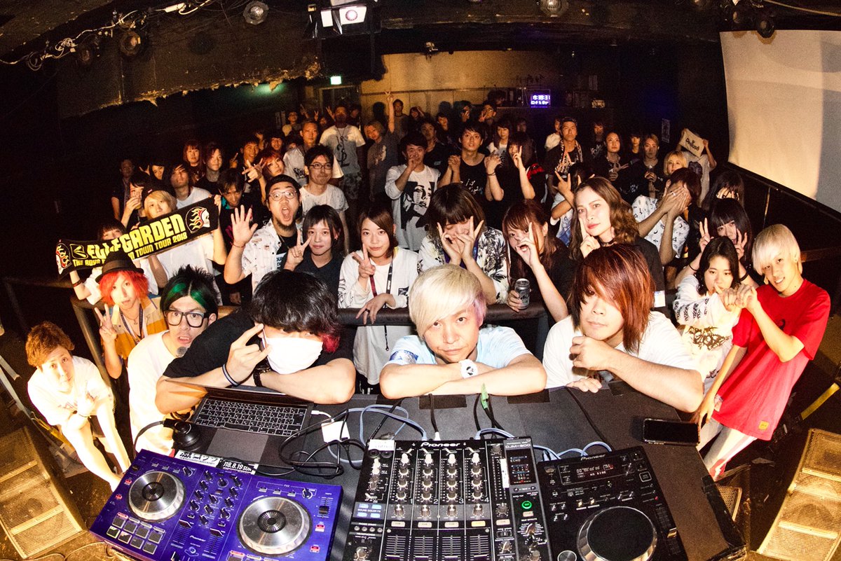 https://bar-rockaholic.jp/shibuya/blog/Dk-LGsVUYAAVCs7.jpg