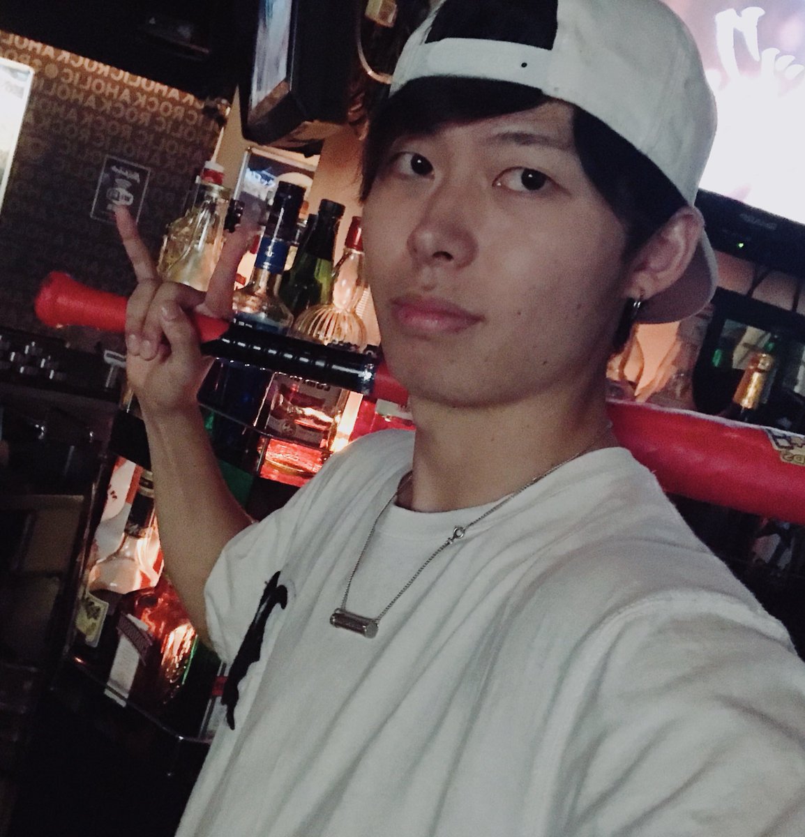 https://bar-rockaholic.jp/shibuya/blog/DlHcimaVAAUUO5w.jpg