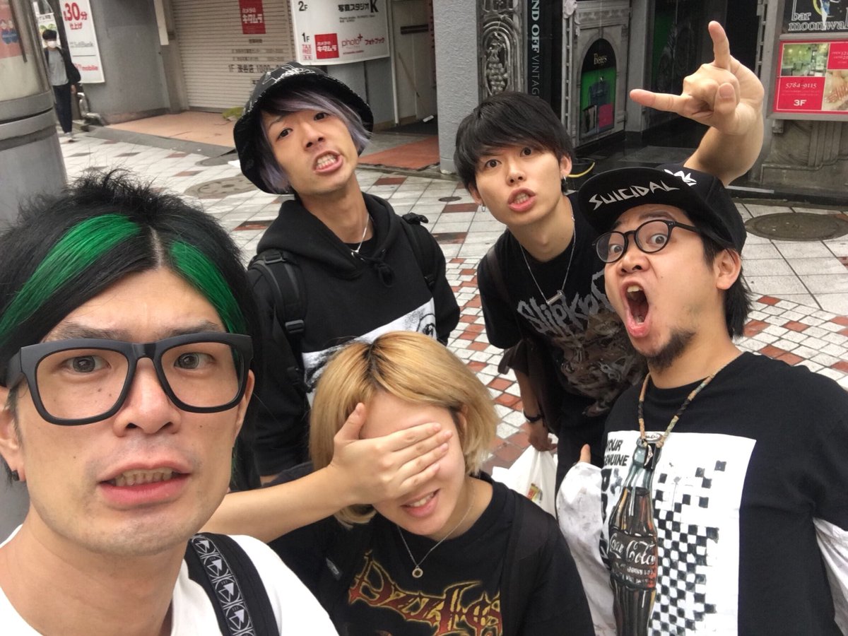 https://bar-rockaholic.jp/shibuya/blog/DoPlOvUUUAAN7sS.jpg