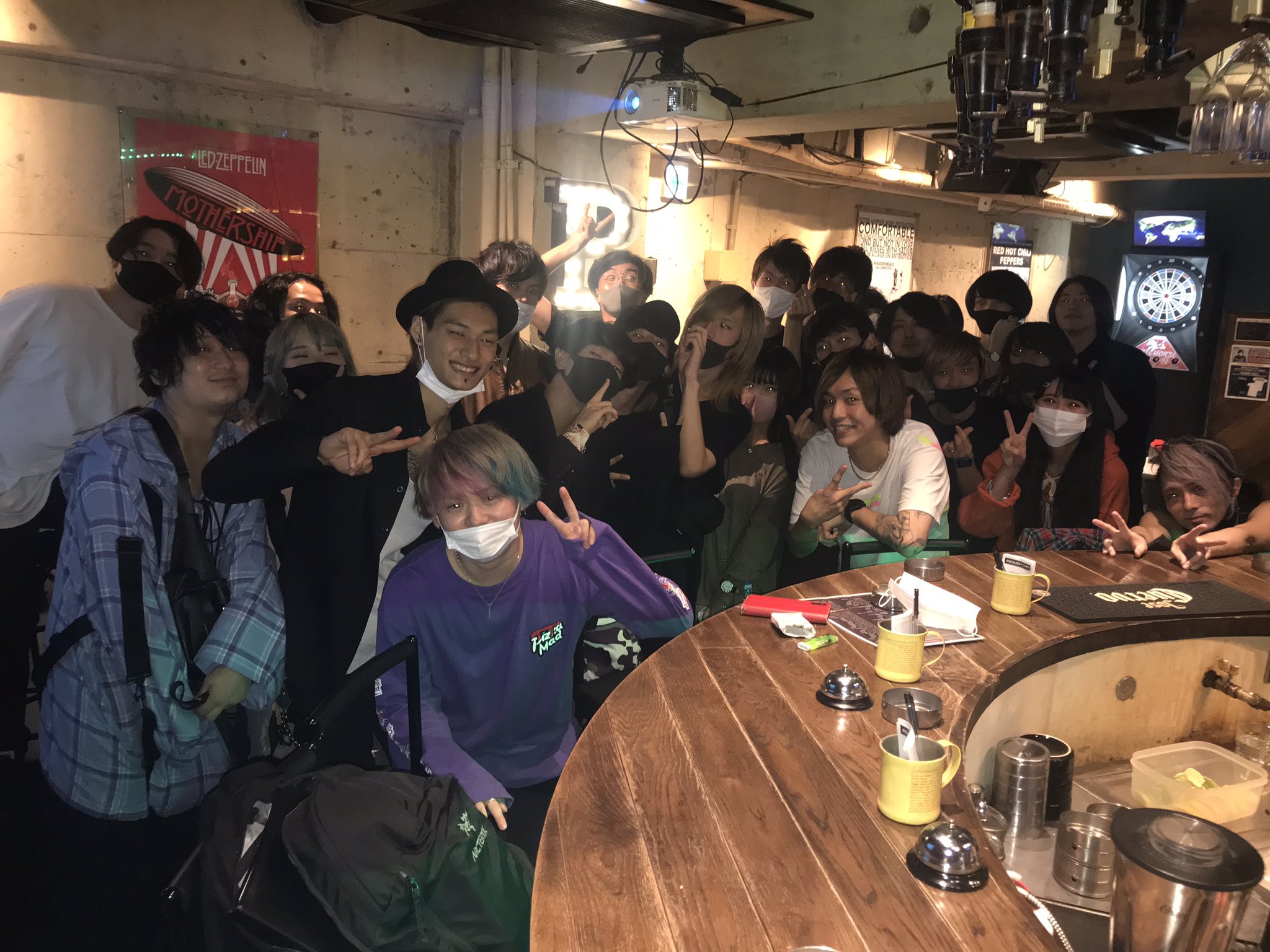 https://bar-rockaholic.jp/shibuya/blog/E54A686E-EDB0-49D6-9E15-31F3E64935AA.jpeg