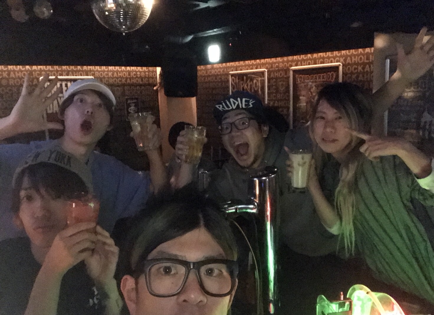 https://bar-rockaholic.jp/shibuya/blog/F9A2FB38-B260-496F-9B1A-3AB11F37F848.jpeg