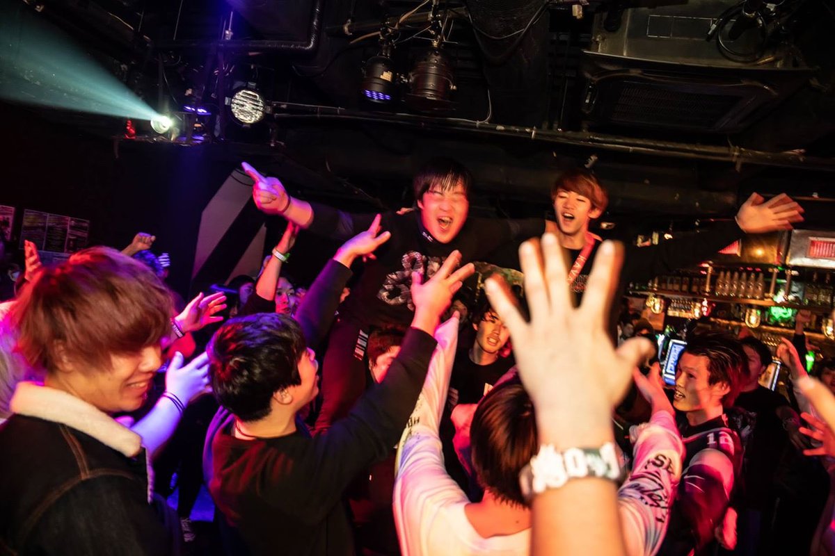 https://bar-rockaholic.jp/shinjuku/blog/D6Nf8OmXkAAxYYg.jpg